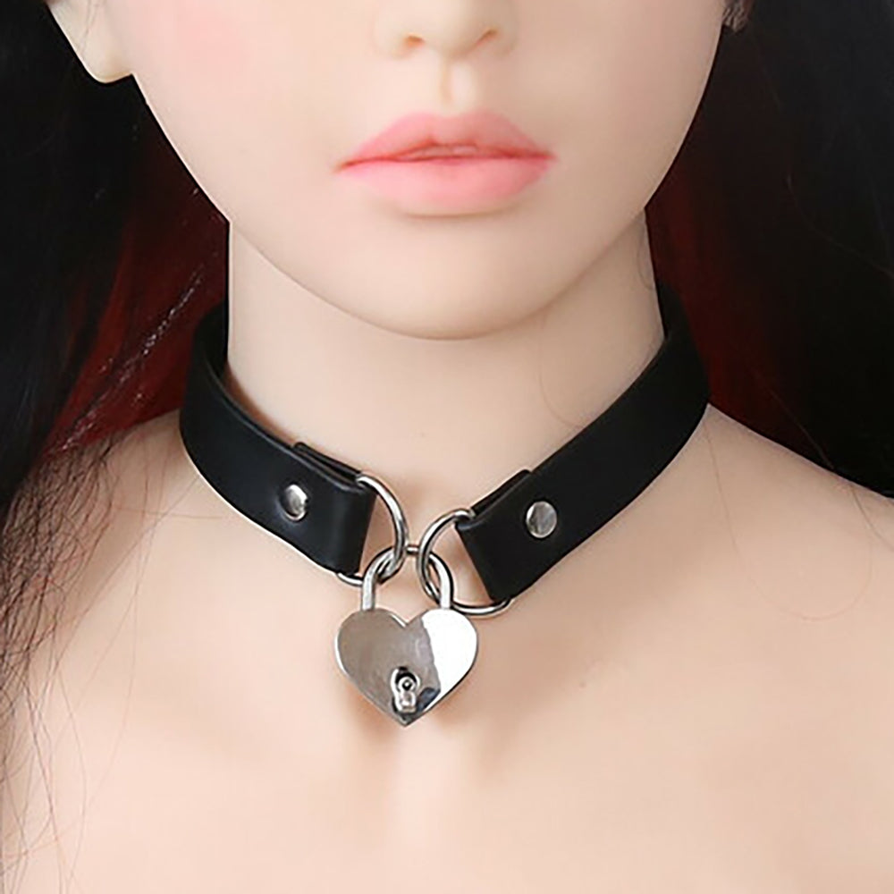 Ple'sur PVC Collar With Heart Lock & Key Black Bag Packaging - Zateo Joy